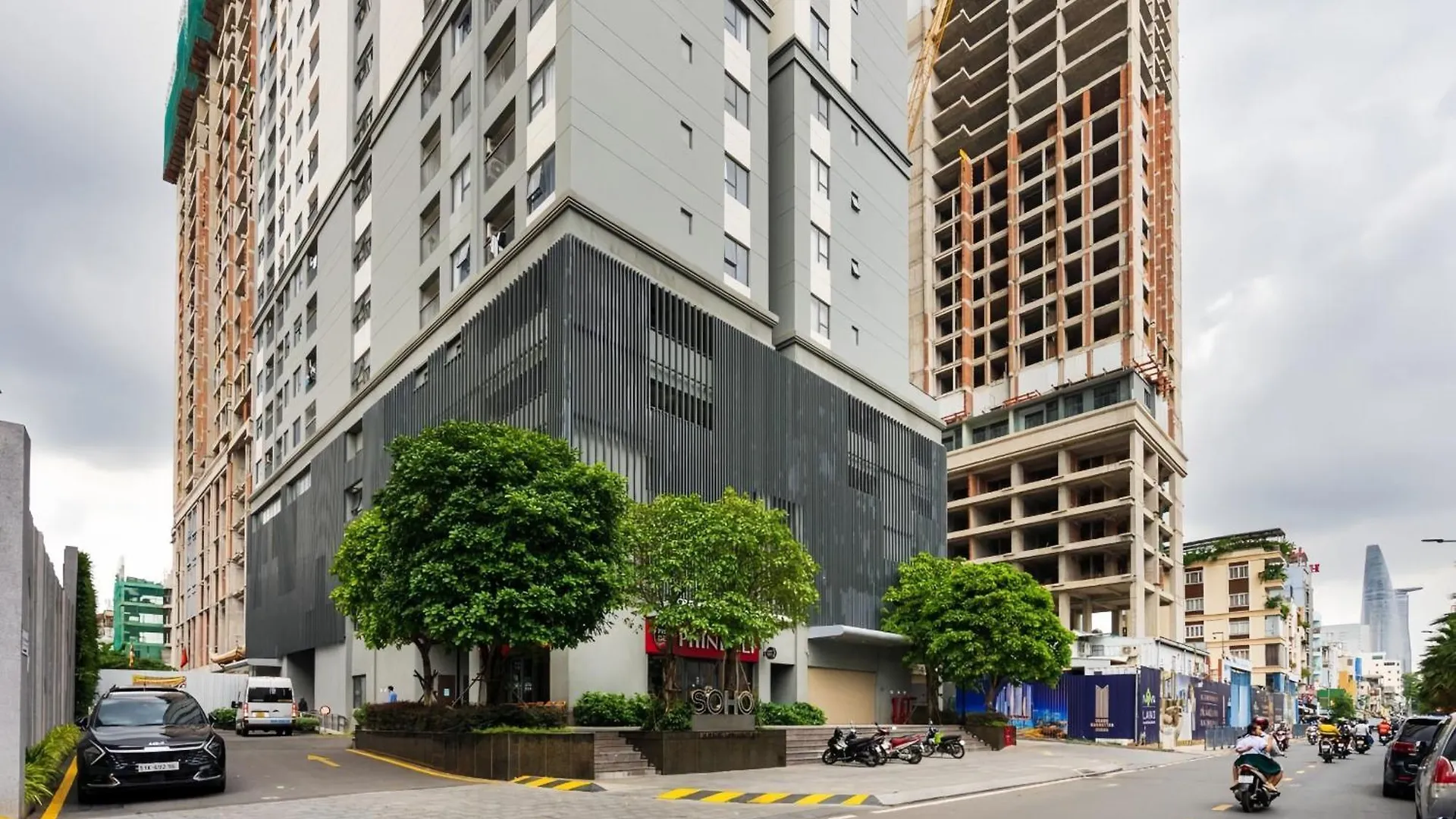 Aparthotel Soho Central Residence - City View - District 1 Ho Chi Minh City